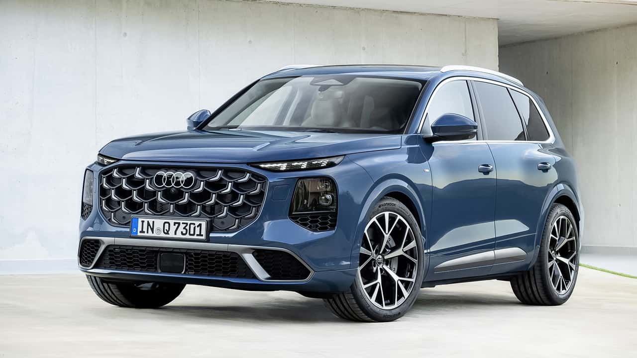 Nuova Audi Q7 2026: diesel elettrificato e fino a 7 posti