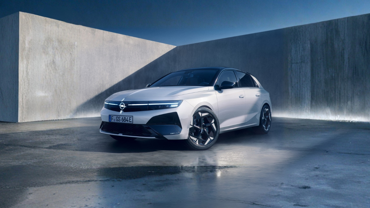 Opel Astra: look più sportivo con la GSE Line