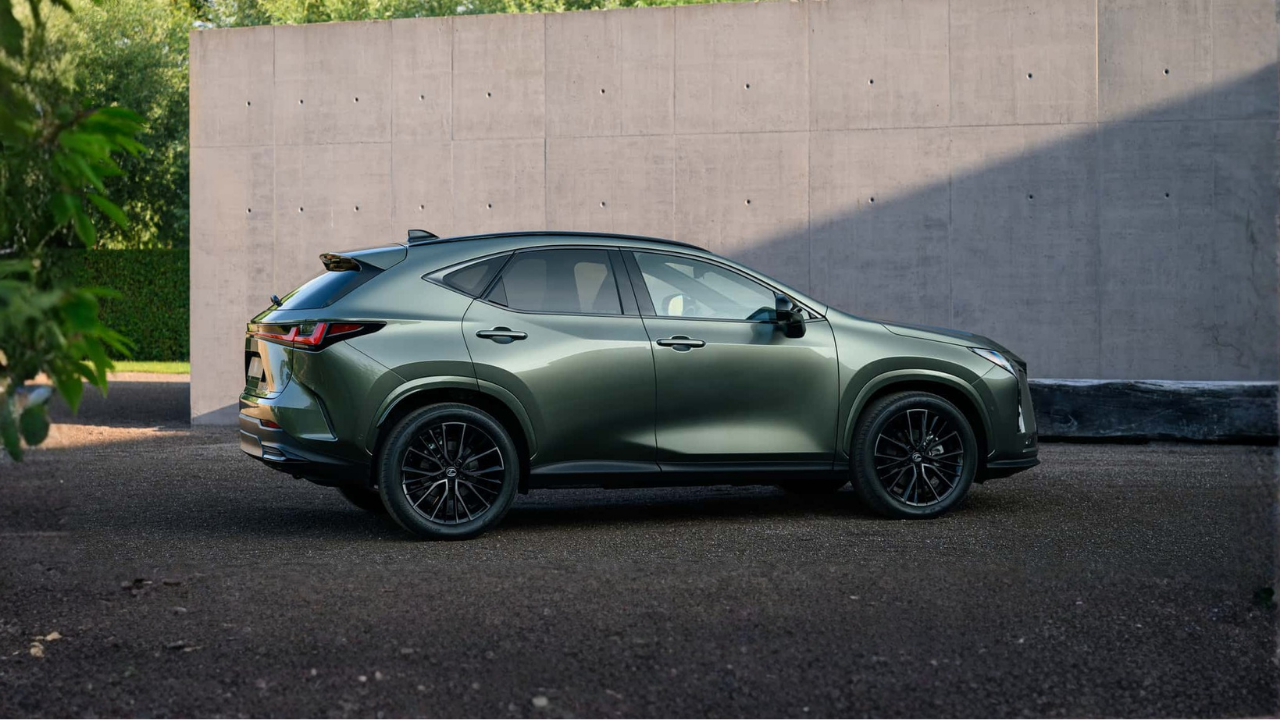 La nuova Lexus NX consuma meno e può fare 100 km in elettrico