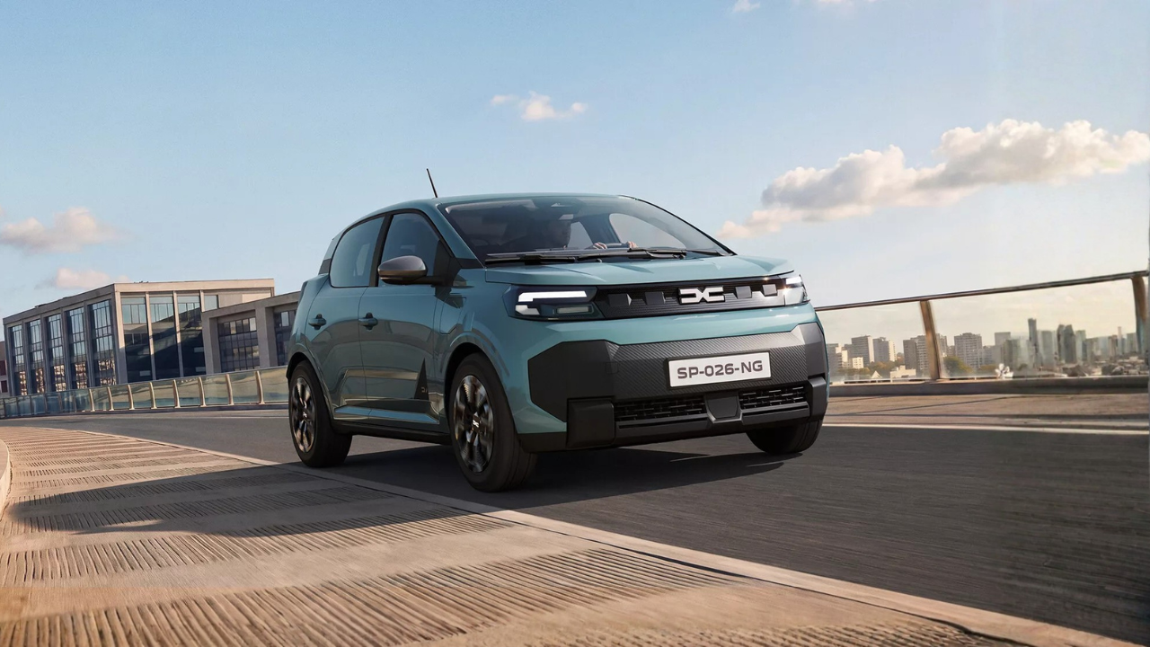 Nuova Dacia Spring, cresce ma non nel prezzo